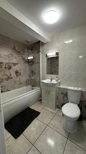 Portobello Guest Rooms - Tap to explore photos