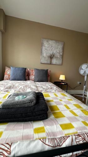 Portobello Guest Rooms - Tap to explore photos
