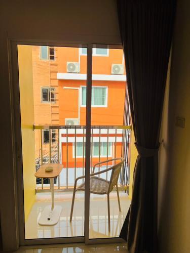 Pattaya inn hotel - Tap to explore photos