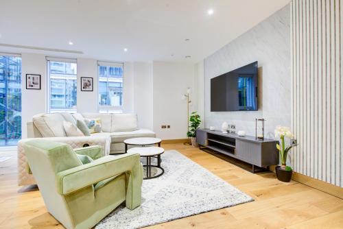 Paddington Apartment - Tap to explore photos