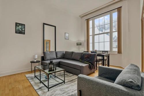 Cosy 2BR Retreat near Paddington Station - Tap to explore photos
