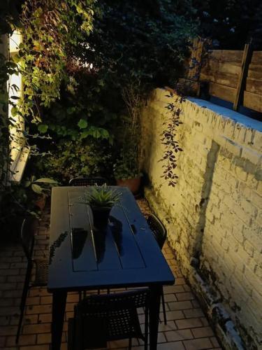 Central London - Fulham - Tap to explore photos
