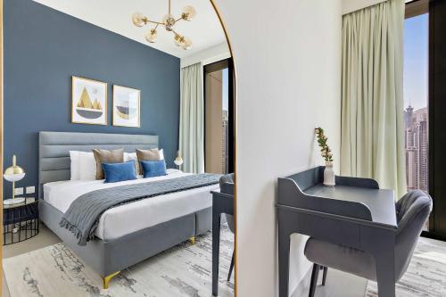 Silkhaus modern Boulevard 1BDR near Burj Khalifa in Downtown - Tap to explore photos