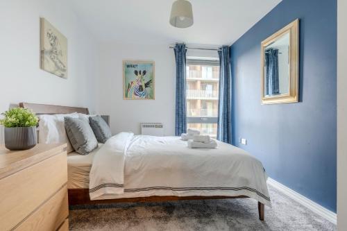 Entire flat in Ealing