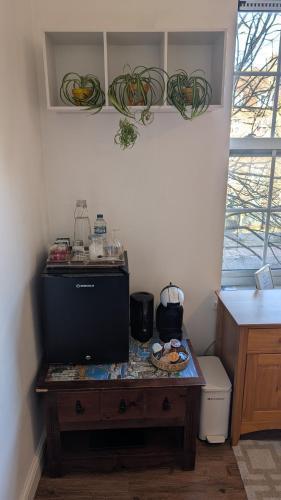 Single Room close to Battersea - Tap to explore photos