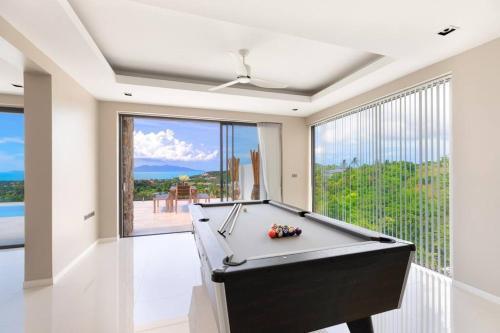 Fisherman's Seaview Villa - Tap to explore photos