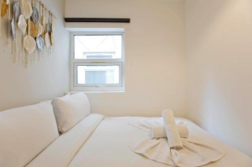 Imperial Whitechapel Corner House Apartments Room Type - Two-Bedroom Apartment