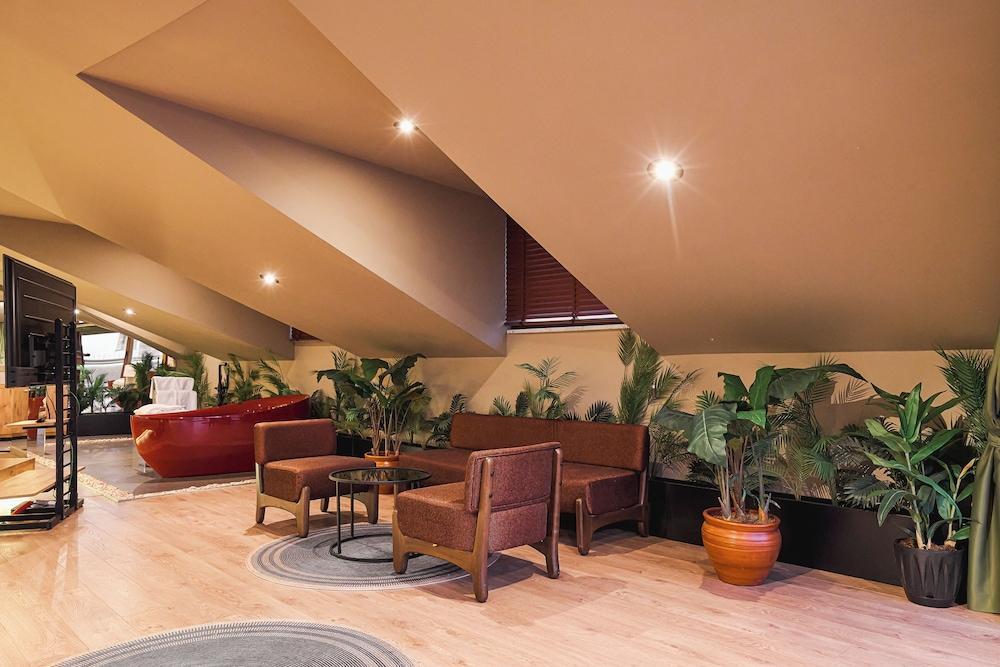 Tare Houses Hotel Room Type - Presidential Penthouse