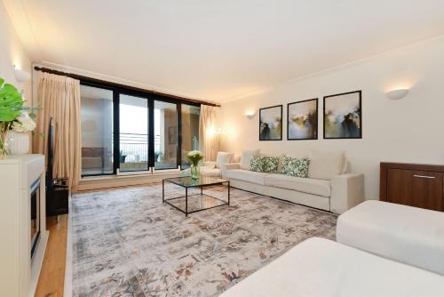 London Choice Apartments - South Kensington - Gloucester Road - Tap to explore photos