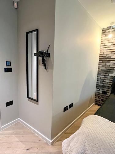 Luxury apartment in the heart of London! - Tap to explore photos