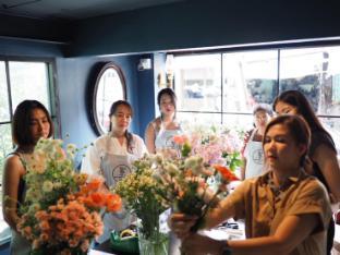 The Motuga Hostel Bangkok - Tap to explore photos