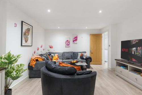 Little Venice Maisonette - Tap to explore photos