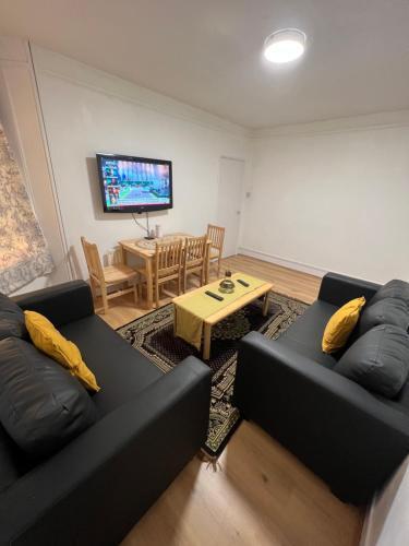Luxurious 1 Bed Central London - Tap to explore photos