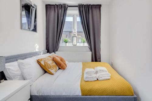 Modern 1 Bed Apartment - Nine Elms, Battersea - Tap to explore photos
