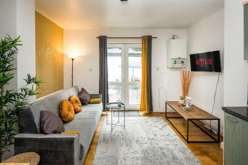 Serviced apartment in finchley road - Tap to explore photos