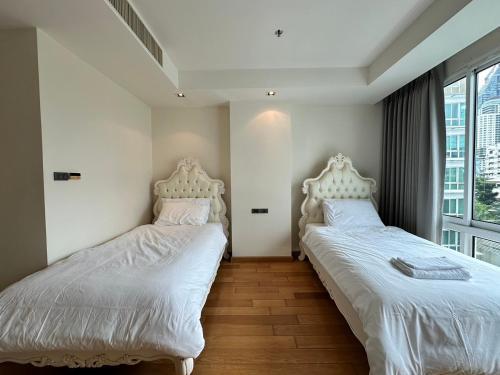 Private Penthouse in Central Sukhumvit - Tap to explore photos