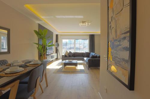 Sense Suite Residence-15 - Tap to explore photos