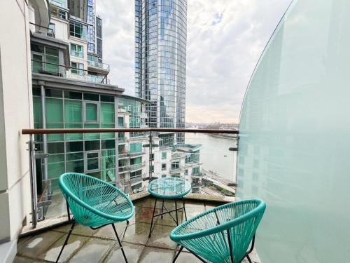 Stunning riverside apartment