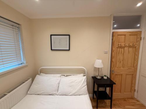 Two Bedroom Flat in the Heart of London - Tap to explore photos