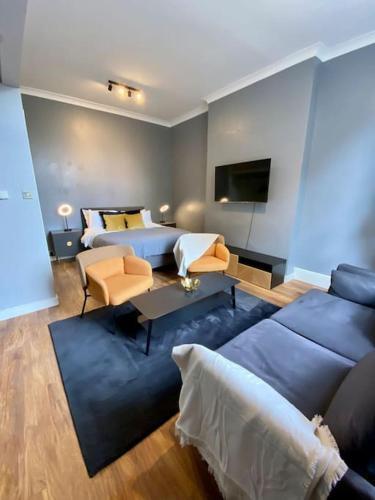 Stylish Studio near Regents Park n6 - Tap to explore photos
