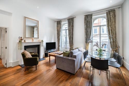Welcome London Mayfair Room Type - Two-Bedroom Apartment Welcome London Mayfair Room Type - Two-Bedroom Apartment