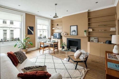 Westbourne Gardens Rentals - Tap to explore photos
