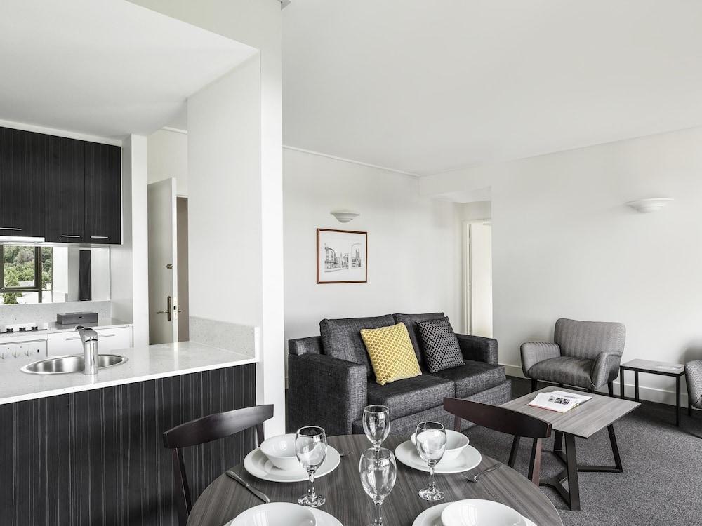 Mantra on Jolimont Melbourne Room Type - Room, 1 Bedroom (1 King Bed)