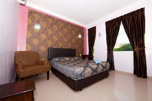 Delta Chenang Resort Room Type - Deluxe Beachfront Room