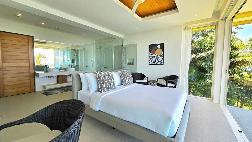 Villa Cabo 4BR with Panoramic Sea Views - Tap to explore photos