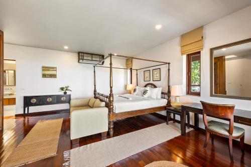 Luxury Mansion Villa 200 m to Chaweng Beach - Tap to explore photos