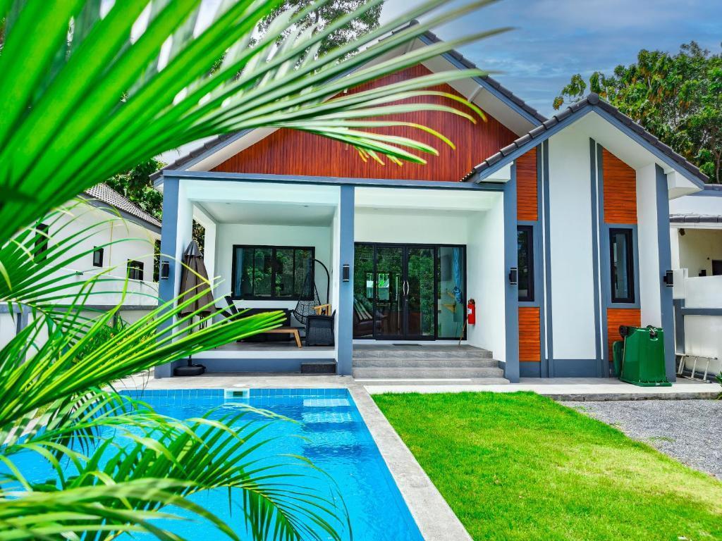 The Blue House Lipa Noi - Tap to explore photos
