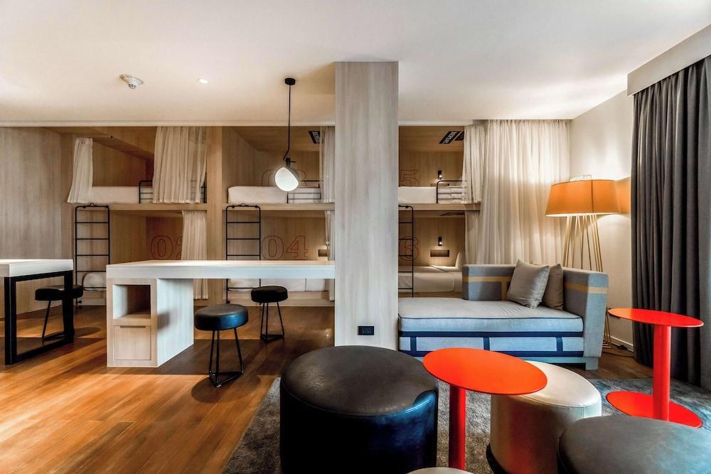 Radisson RED Phuket Patong Beach Room Type - Family and Friends Suite