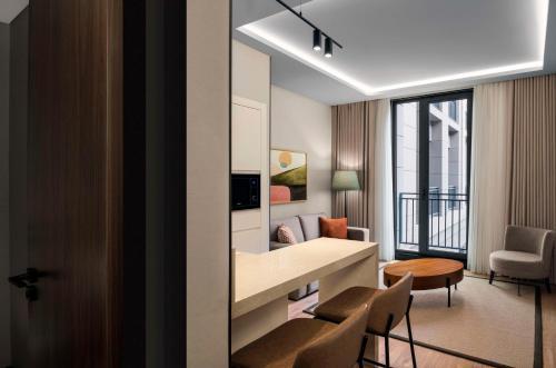 Altunizade Suites Istanbul, Curio Collection by Hilton - Tap to explore photos