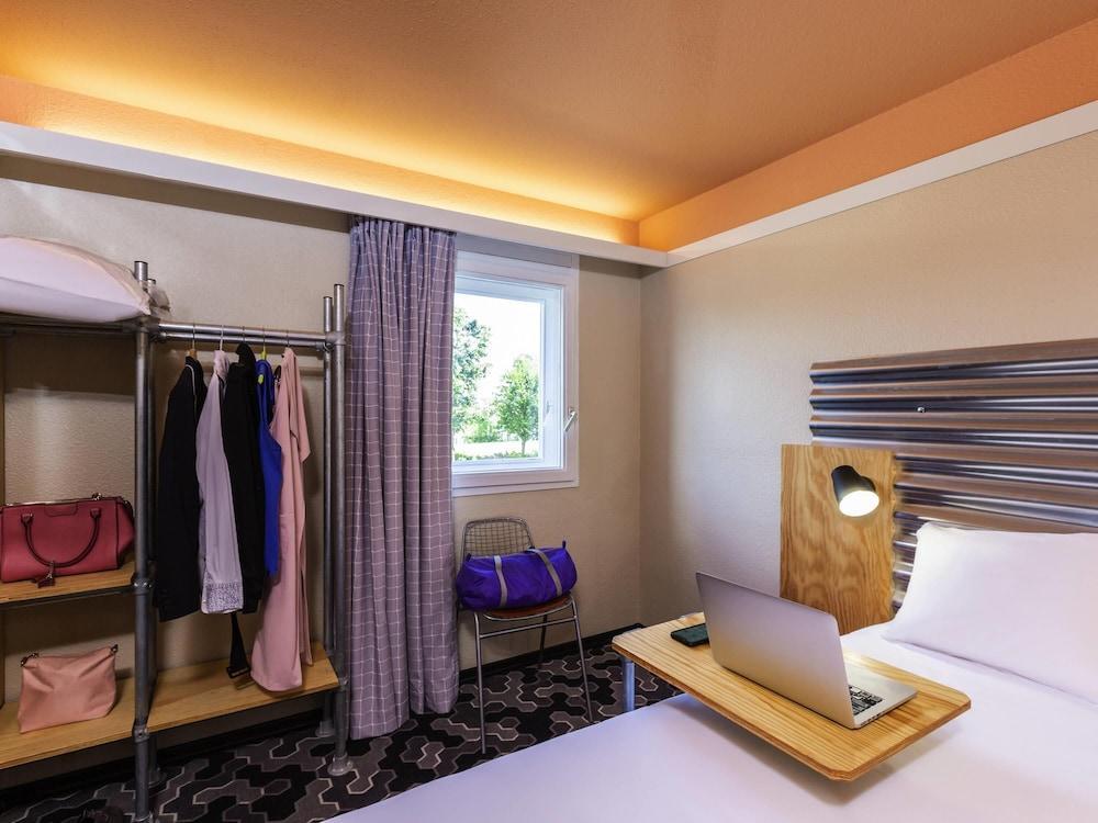 ibis Styles Bobigny Centre Pr Room Type - Accessible room with 1 double bed