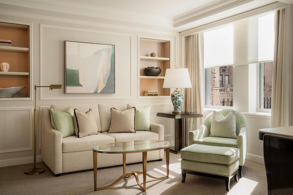 Waldorf Astoria New York Room Type - Lexington Avenue Junior Suite