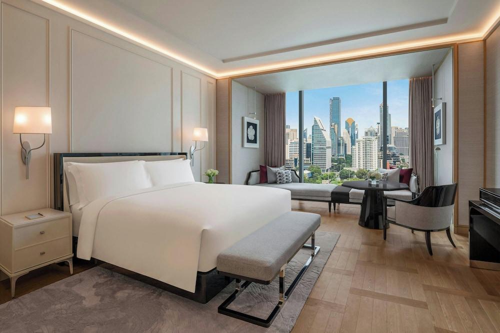 The Ritz-Carlton, Bangkok Room Type - Club Room, 1 King Bed
