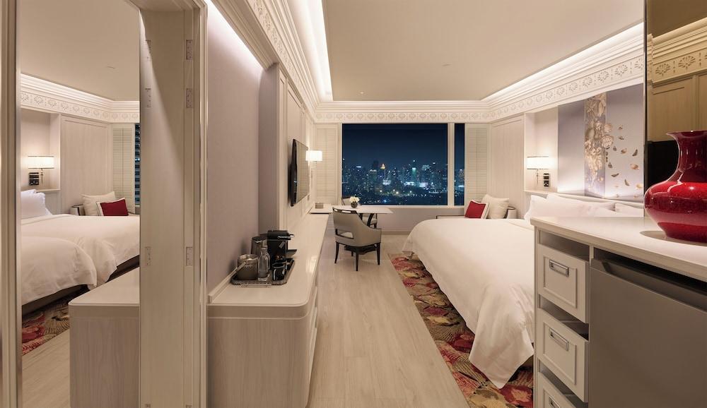 Grande Centre Point Lumphini Bangkok Room Type - Premium Connecting Grande Centre Point Lumphini Bangkok Room Type - Premium Connecting