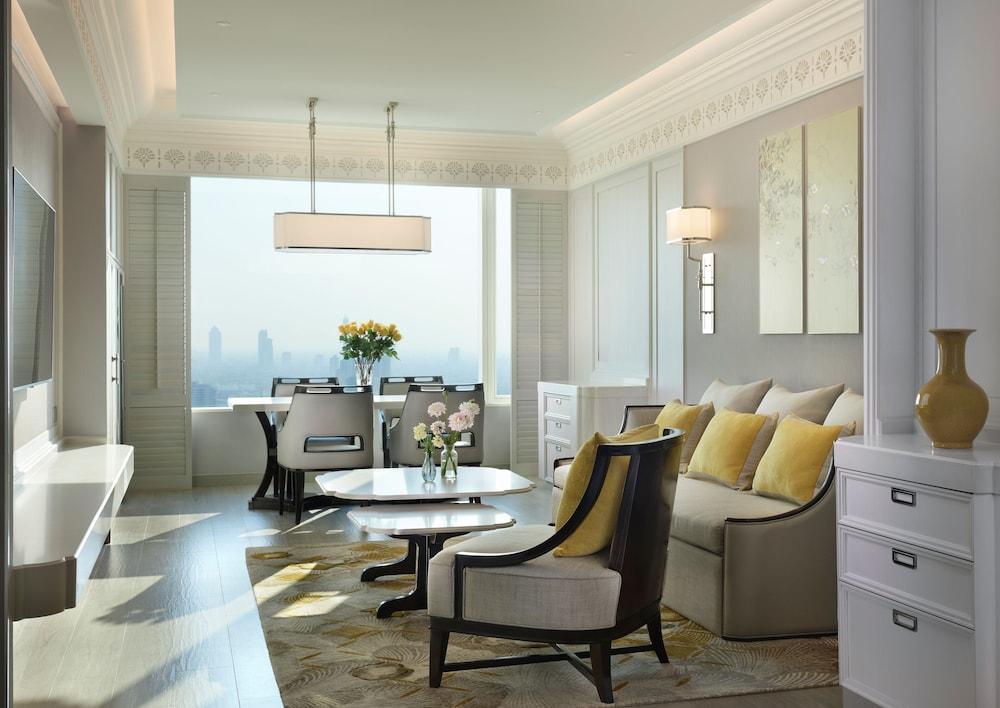 Grande Centre Point Lumphini Bangkok Room Type - Executive Suite Twin Room Grande Centre Point Lumphini Bangkok Room Type - Executive Suite Twin Room