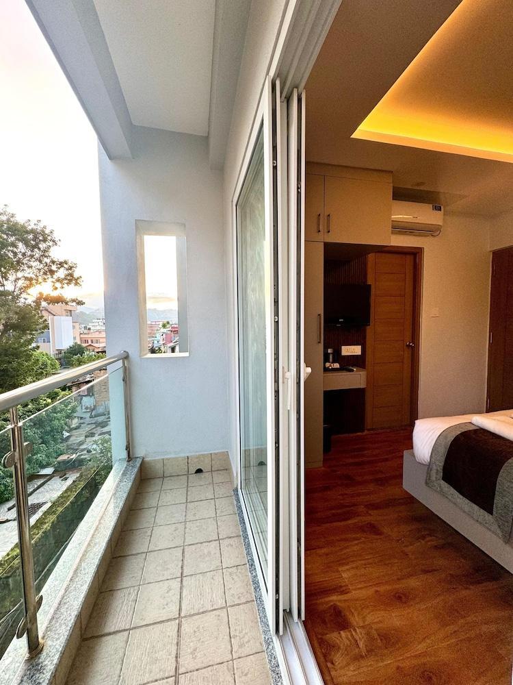 Hotel Alleyway Express - Thamel Room Type - Double Room, Balcony