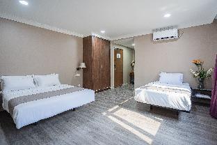 HOTEL 28 RAPID Room Type - Deluxe Triple Room