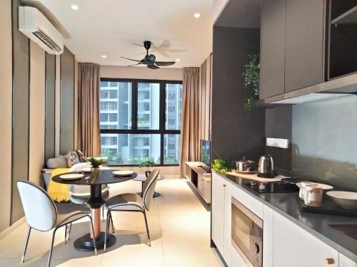 Millerz Square 2Br 4pax MidValley, Old Klang Road - Tap to explore photos
