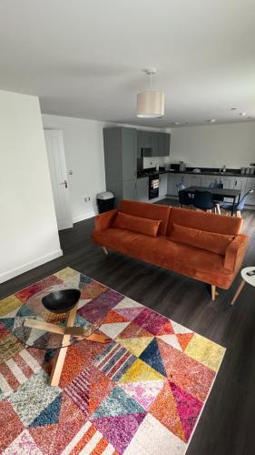 Cozy 2 bed flat in Rainham - Tap to explore photos