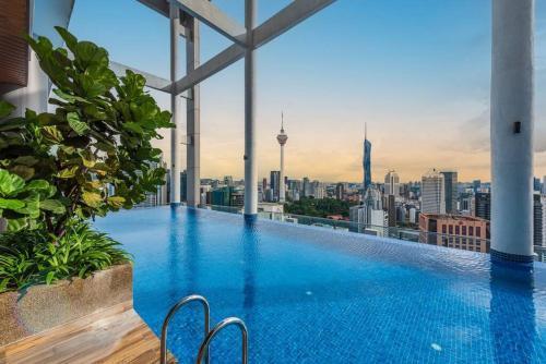 CL24B 2-3pax KLCC Apartment - Tap to explore photos