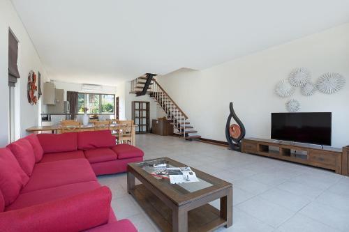 Pool Access Villa, 3-Bedroom near Mission Golf Villa Argent 8 - Tap to explore photos