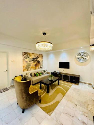 2 Bedroom with Netflix at PWTC - Tap to explore photos