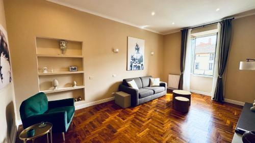 La Fontana Luxury Apartment - Tap to explore photos