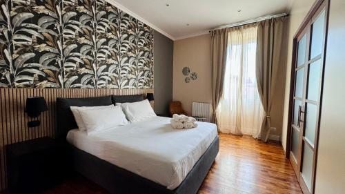 La Fontana Luxury Apartment - Tap to explore photos