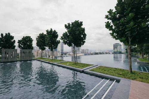 NEW M Vertica 3Bedroom 8Pax Infinity Pool MRT中文房东 - Tap to explore photos