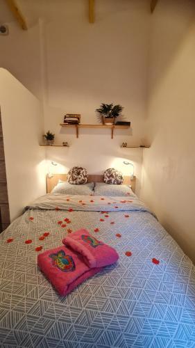 Studio avec clim, 5 min métro Paris, cour privée