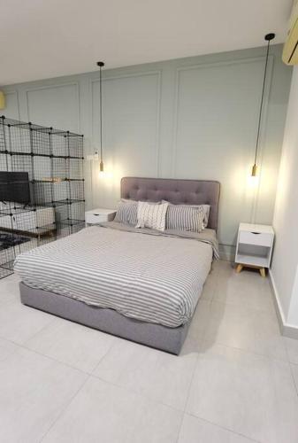 Modern Comfy Studio Permaisuri 2 Carpark WIFI NETFLIX